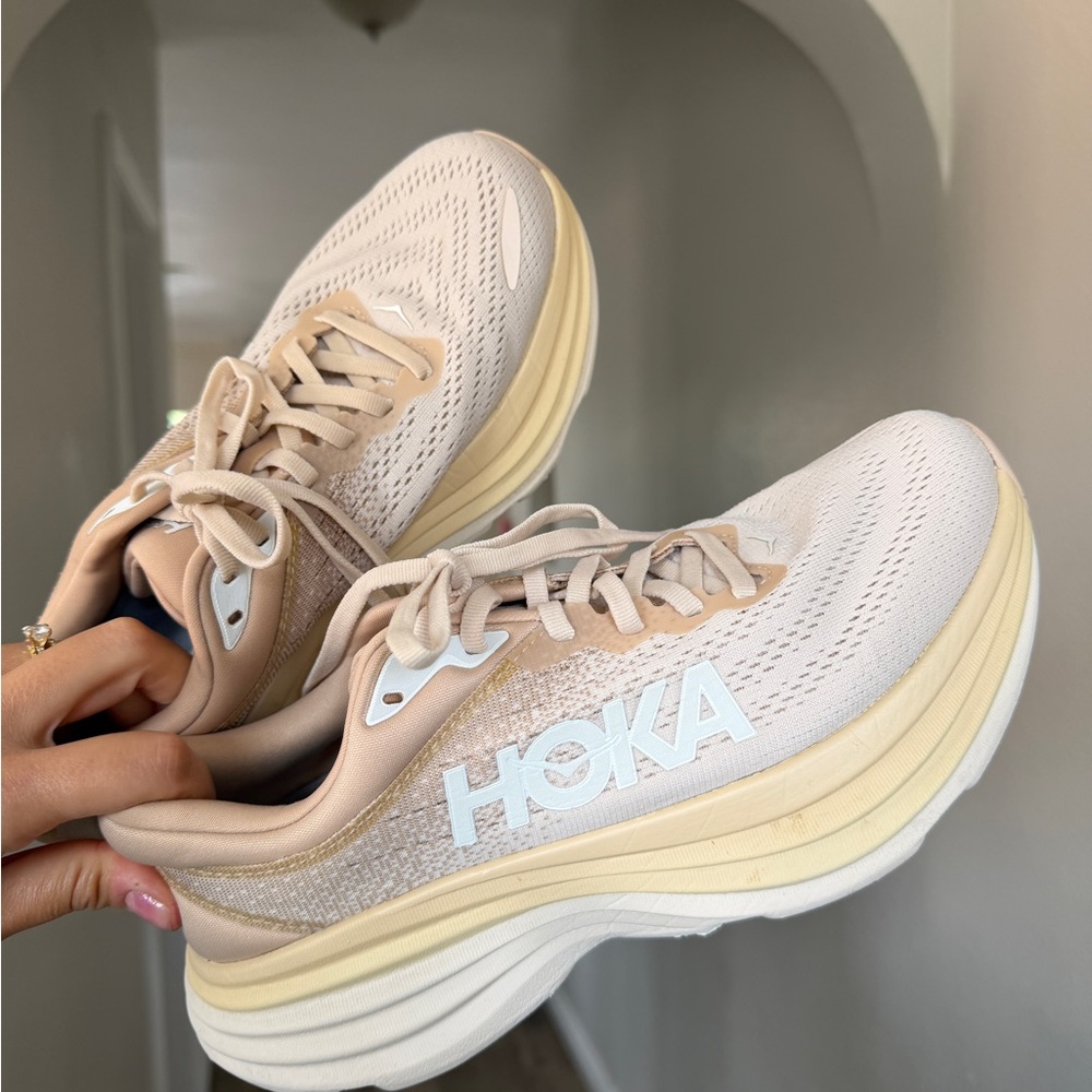Hoka Women's Beige and Cream Athletic Shoes Bondi